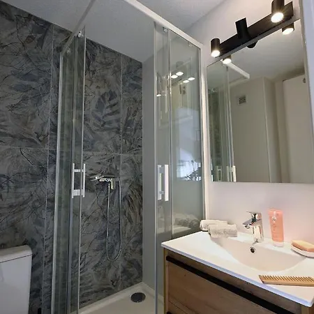 2à4 Pers Avec Jardin Et Place De Parking Situé à 5 Min à Pied De La Apartamento