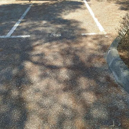 Apartamento 2à4 Pers Avec Jardin Et Place De Parking Situé à 5 Min à Pied De La *